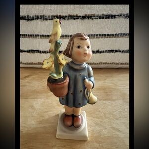 Vintage Goebel Hummel "Congratulations" No Socks #17/0 6" Tall